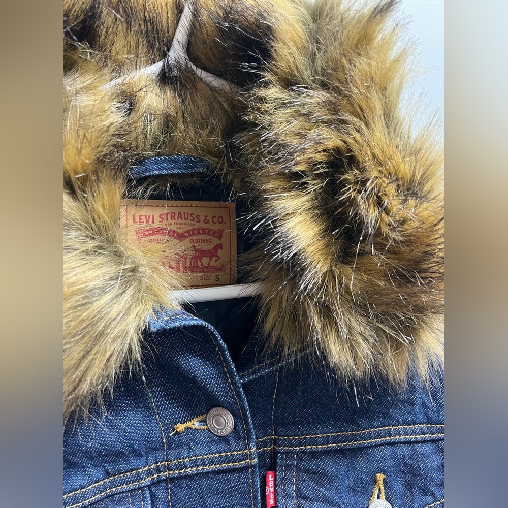 Levi's Blue Denim Jacket with Faux Fur Collar